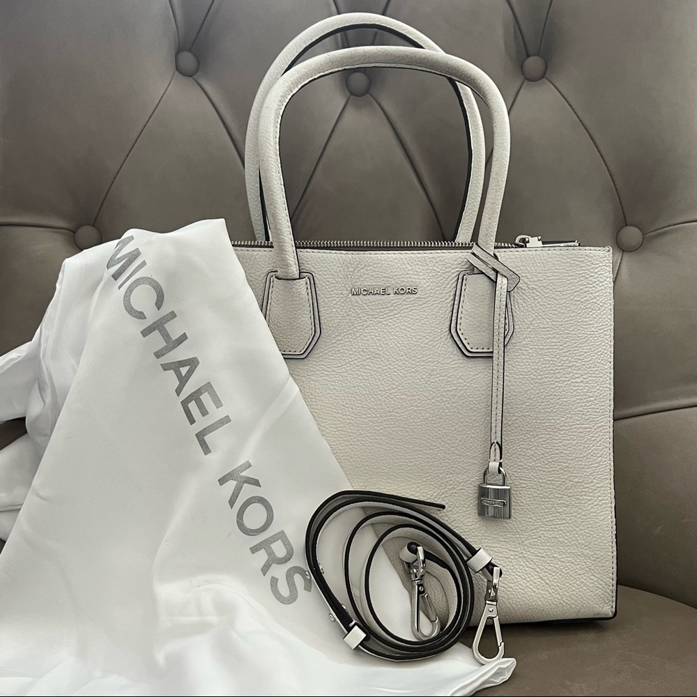 Marvelous Michael Kors Mercer Pebble Leather Crossbody Tote (White)